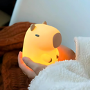 Capivara Fofa – Luminária de Silicone Sensível ao Toque