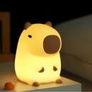 Capivara Fofa – Luminária de Silicone Sensível ao Toque